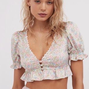 For love and lemons 🍋 Farrah top